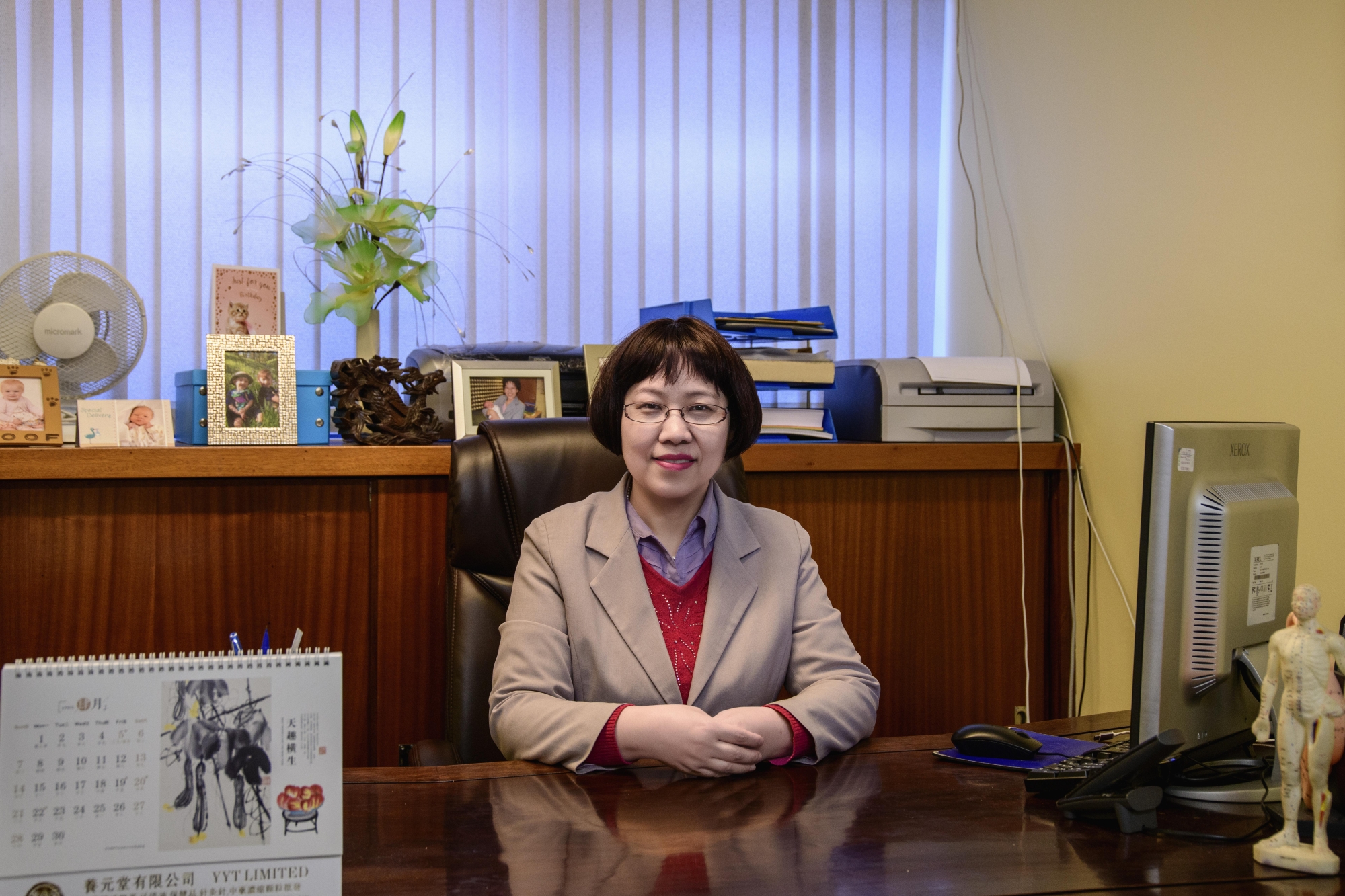 Dr He, Chinese medical practitioner